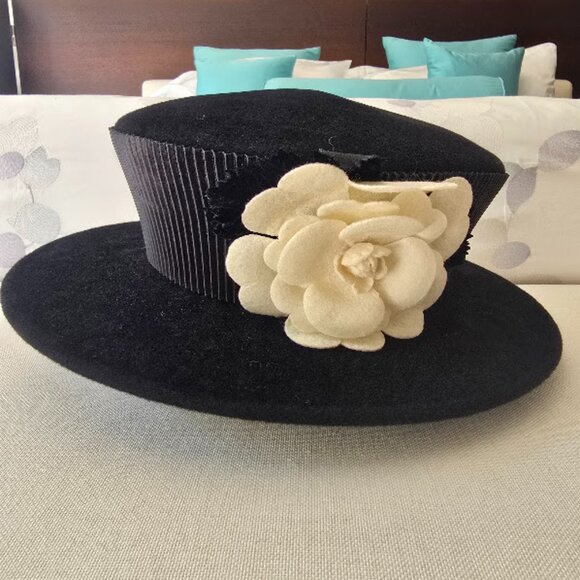 Black Derby Winter Hat with Cream Flower - Picture 1 of 4